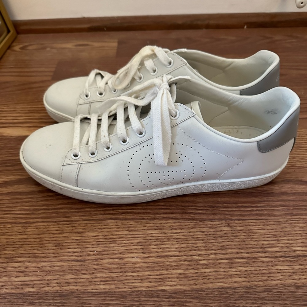 Gucci Ace Interlocking G Leather Sneaker - Size 40